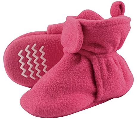 Toys for Babies Under One: Hudson Baby Unisex Cozy Fleece Booties